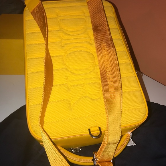 New Dior Sling Bag - Picture 3 of 7